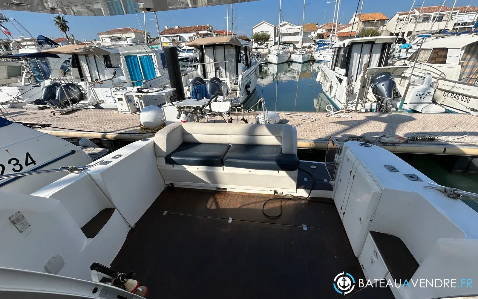 slider 9 Sealine F 34