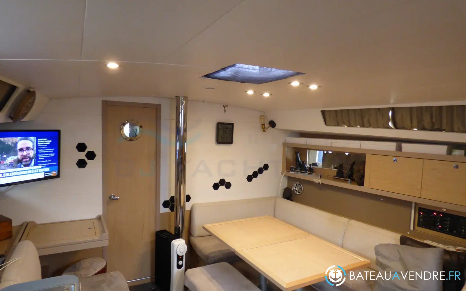 slider 10 Beneteau Oceanis 45