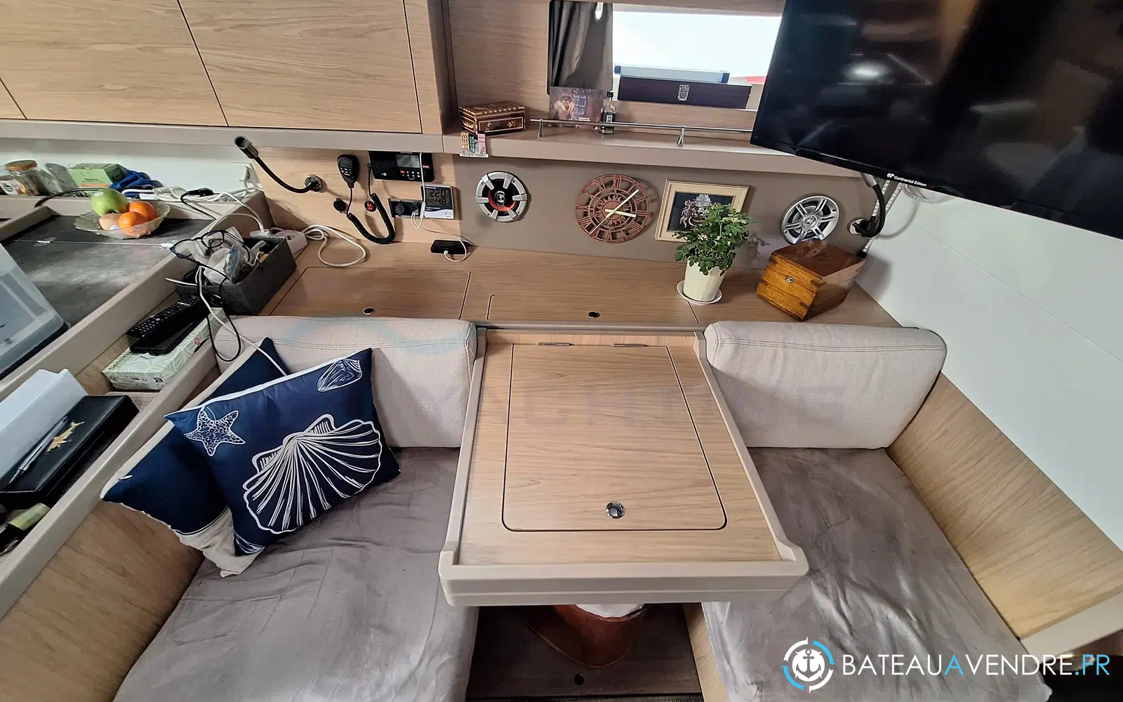 slider 13 Beneteau Oceanis 45