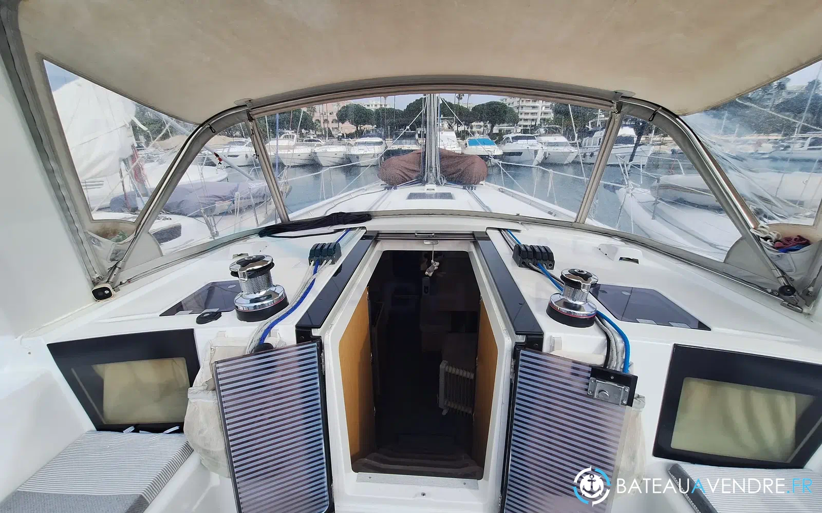 slider 5 Beneteau Oceanis 45