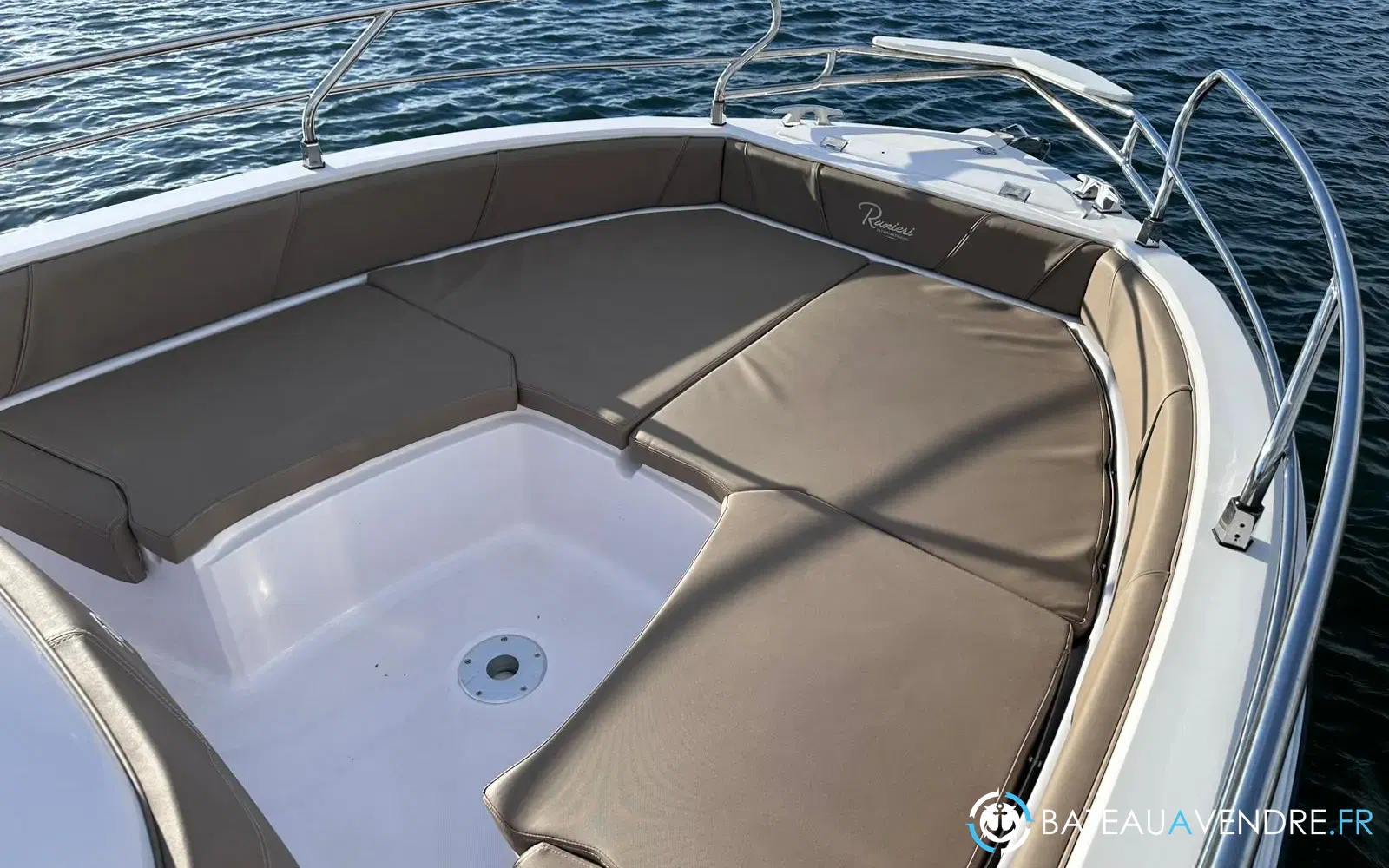 slider 2 Ranieri Voyager 23 S