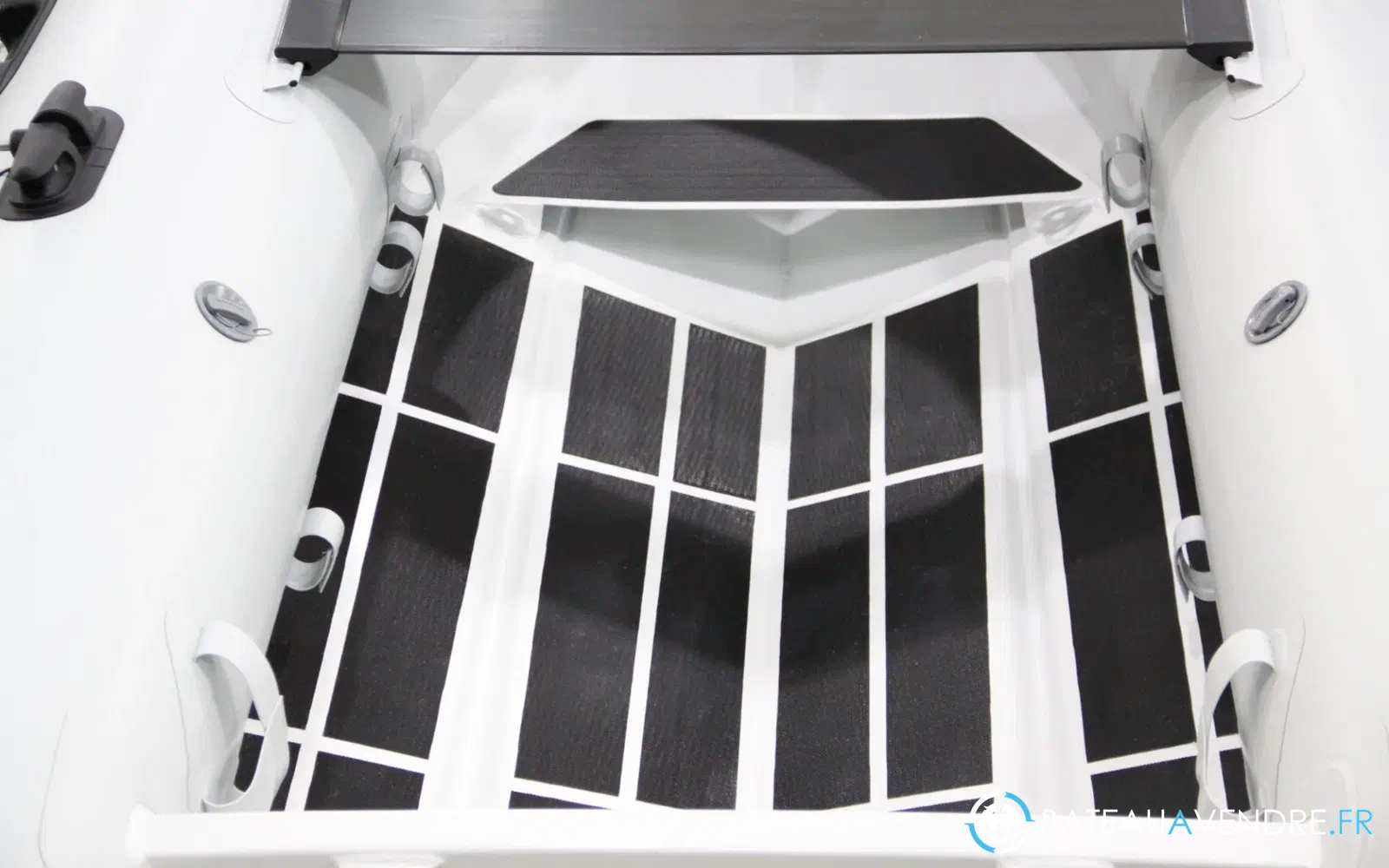 slider 1 3D Tender FEDERLIGHT ALUMINIUM 365