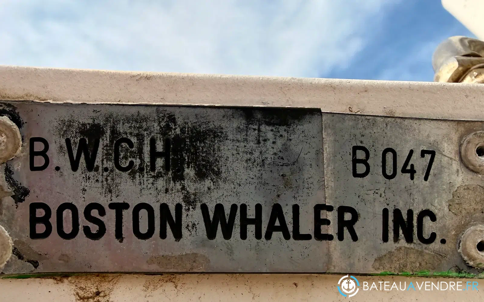 slider 10 Boston Whaler 15 Super Sport