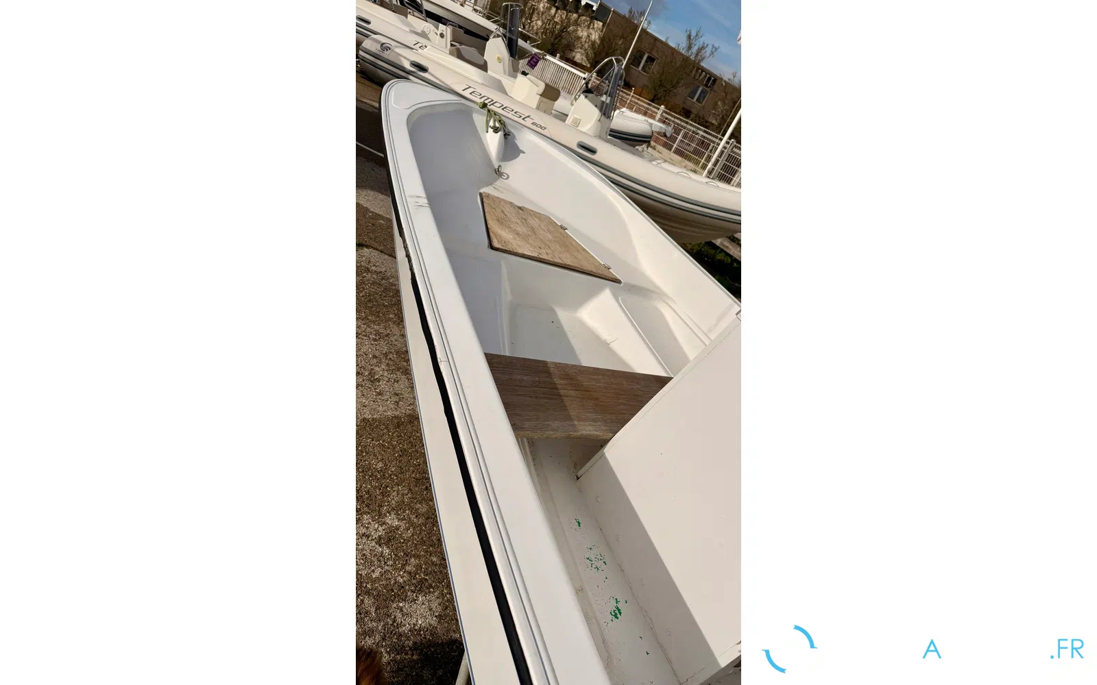 slider 9 Boston Whaler 15 Super Sport