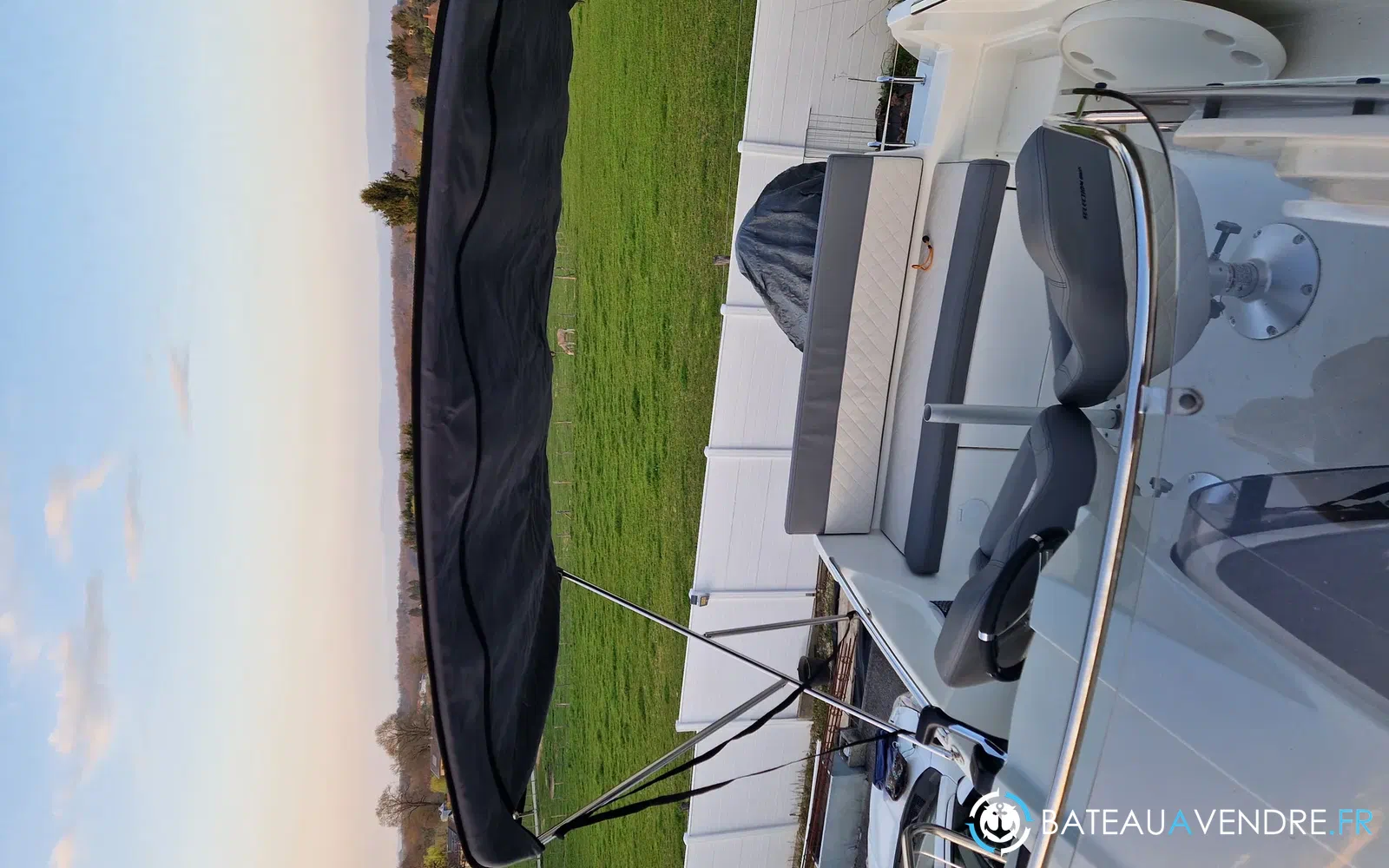 slider 2 Selection Boats Sunny 20