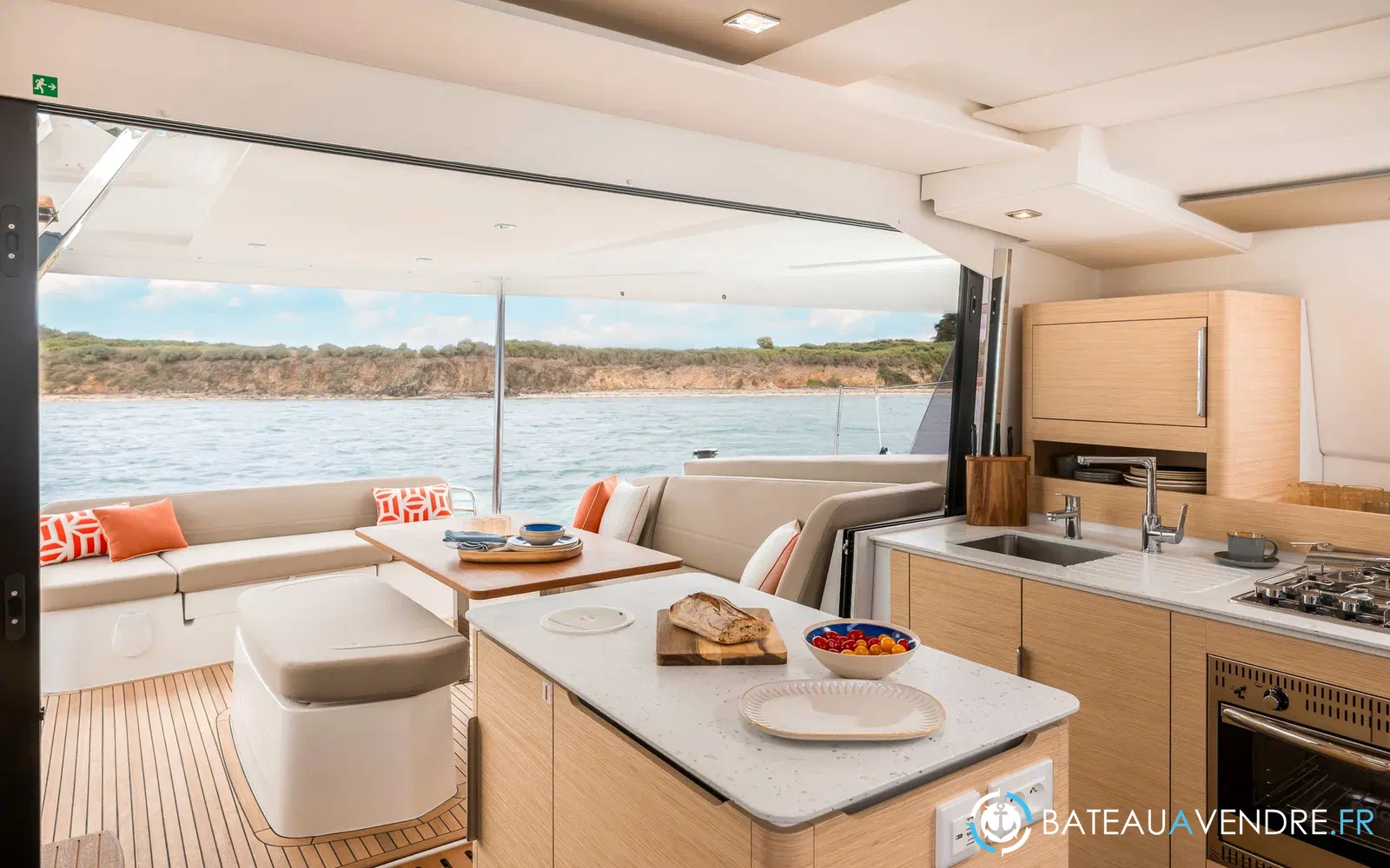 slider 12 Fountaine Pajot FP 41