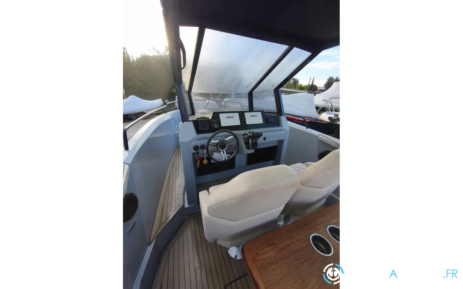 slider 10 Rand Boats Roamer 29