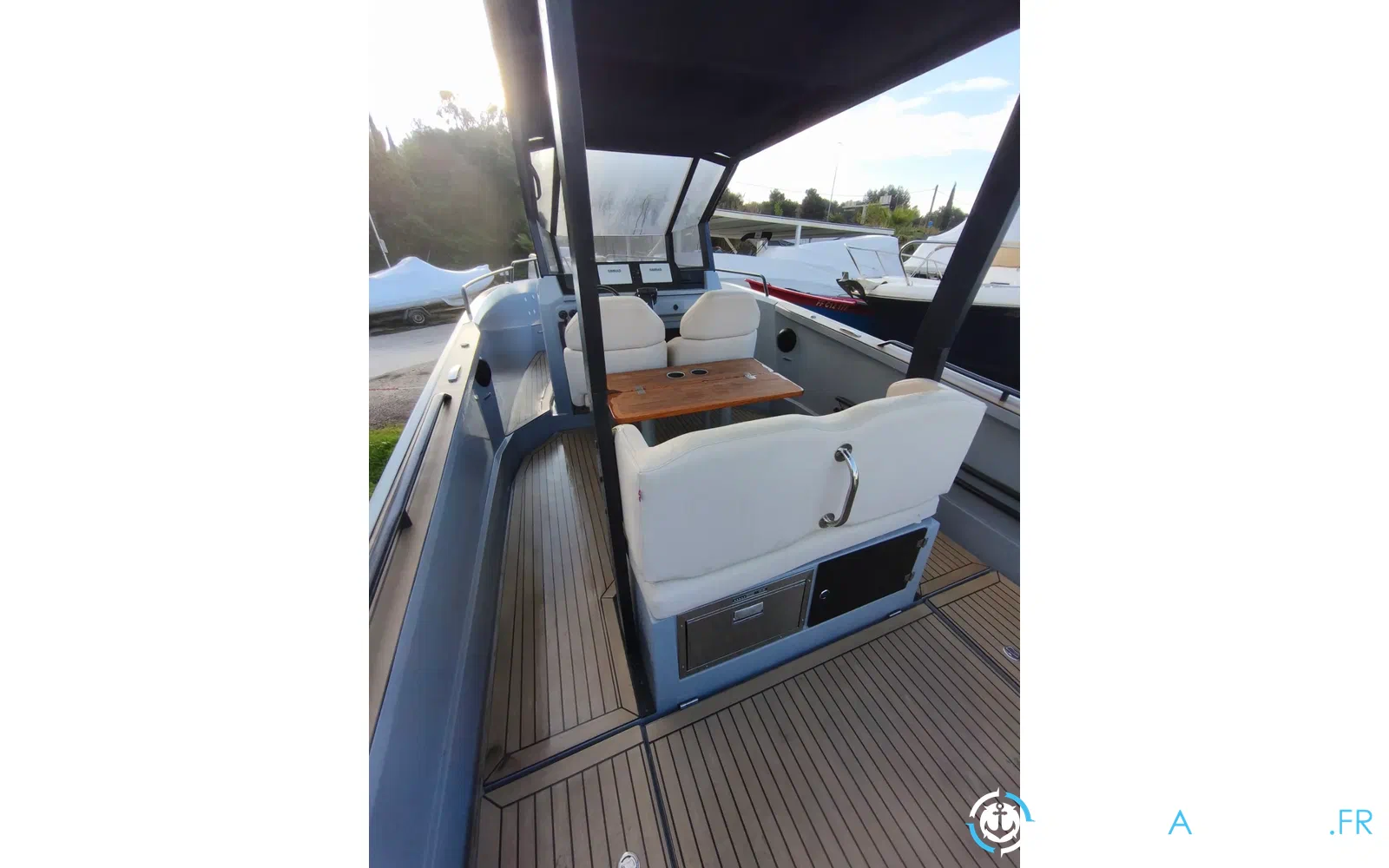 slider 6 Rand Boats Roamer 29