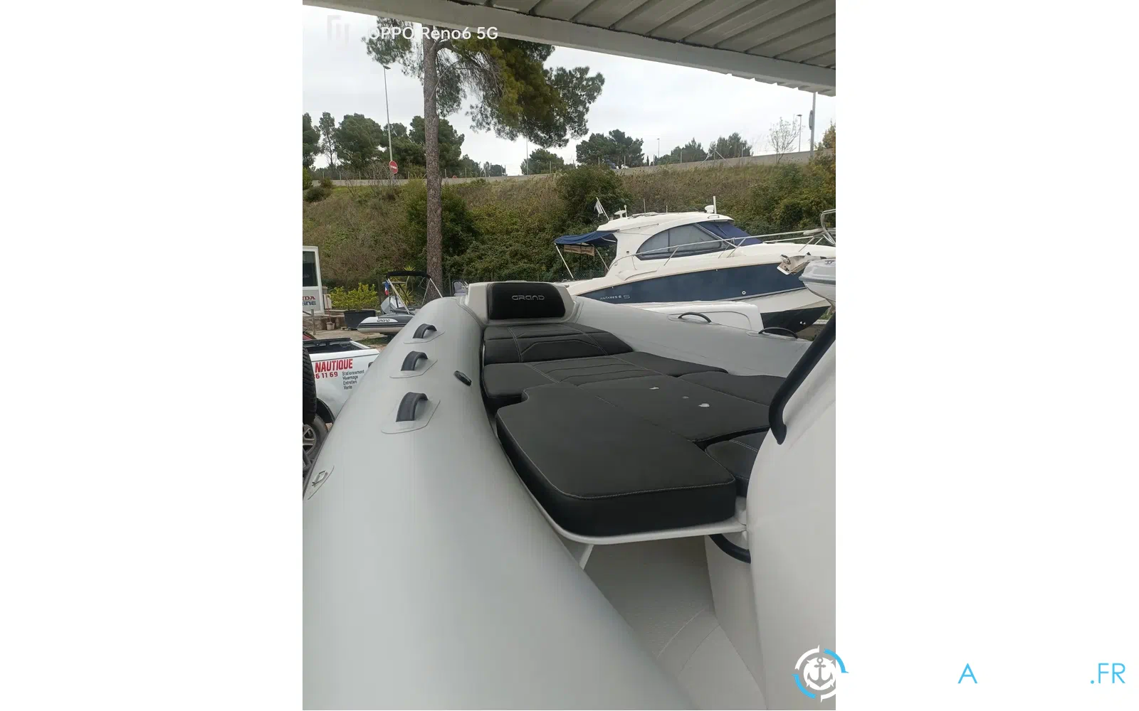 slider 10 Grand Golden Line 680