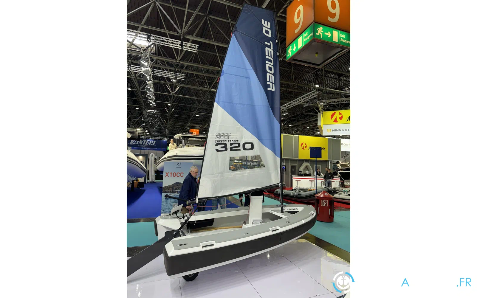 slider 0 3D Tender REEF 350 CARBONE