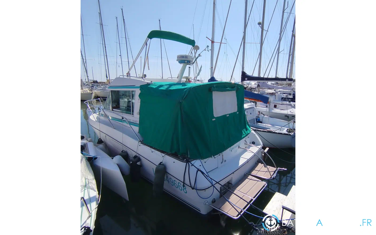slider 4 Jeanneau Merry Fisher 800