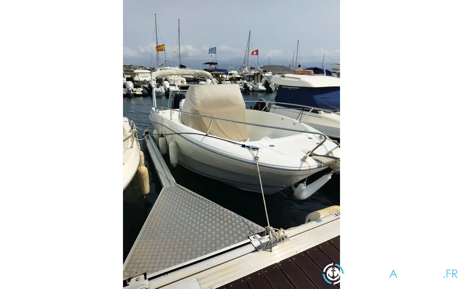 slider 3 Jeanneau Cap Camarat 7.5 CC
