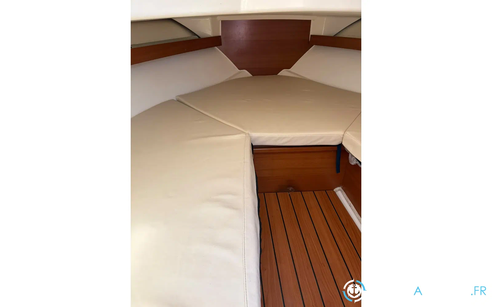 slider 8 Jeanneau Cap Camarat 625 WA