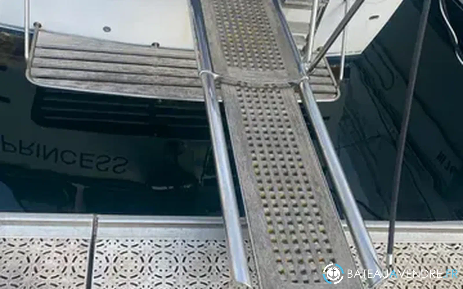 slider 2 Marine Project Princess 38 Fly