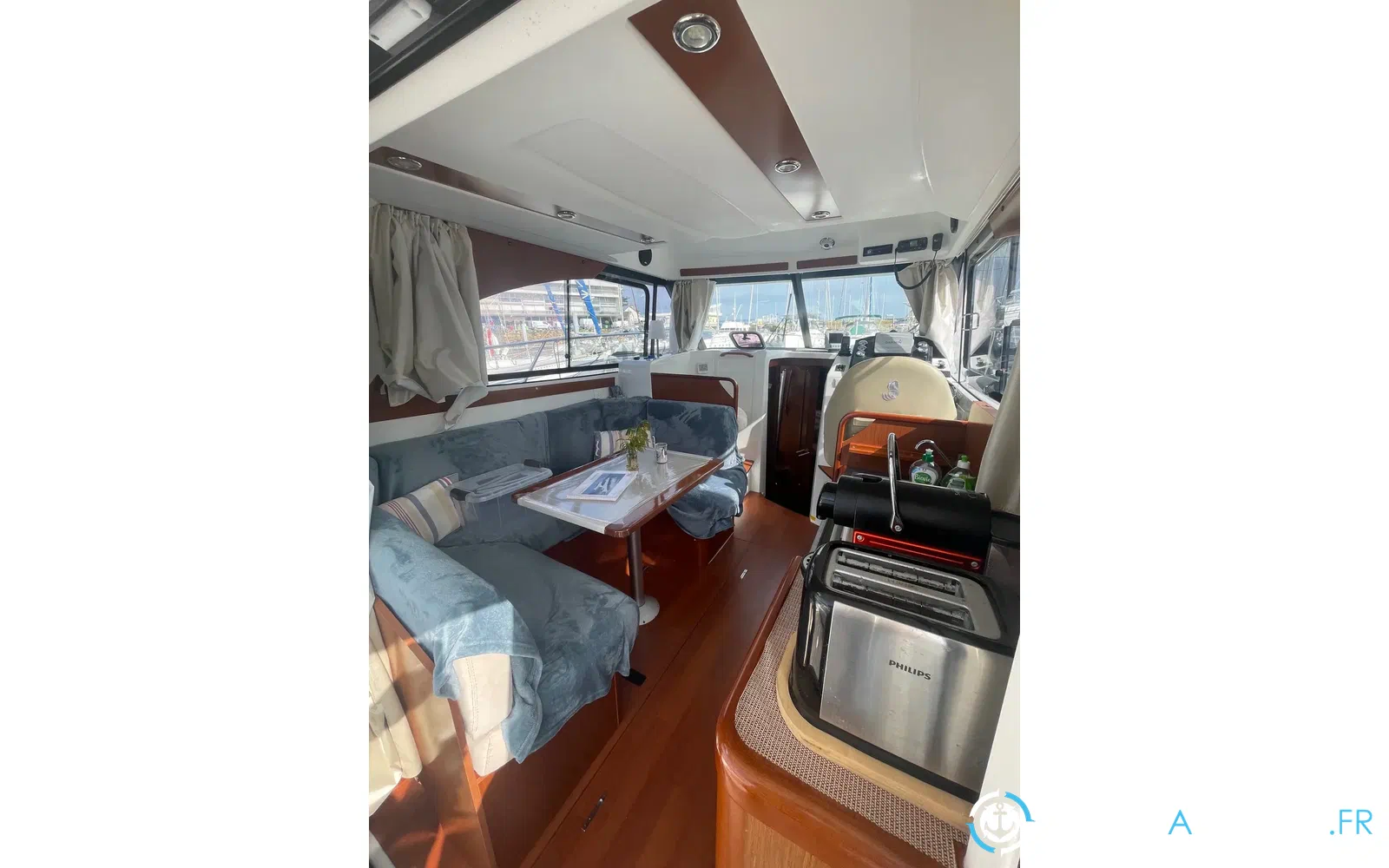 slider 14 Beneteau Antares 30 Fly