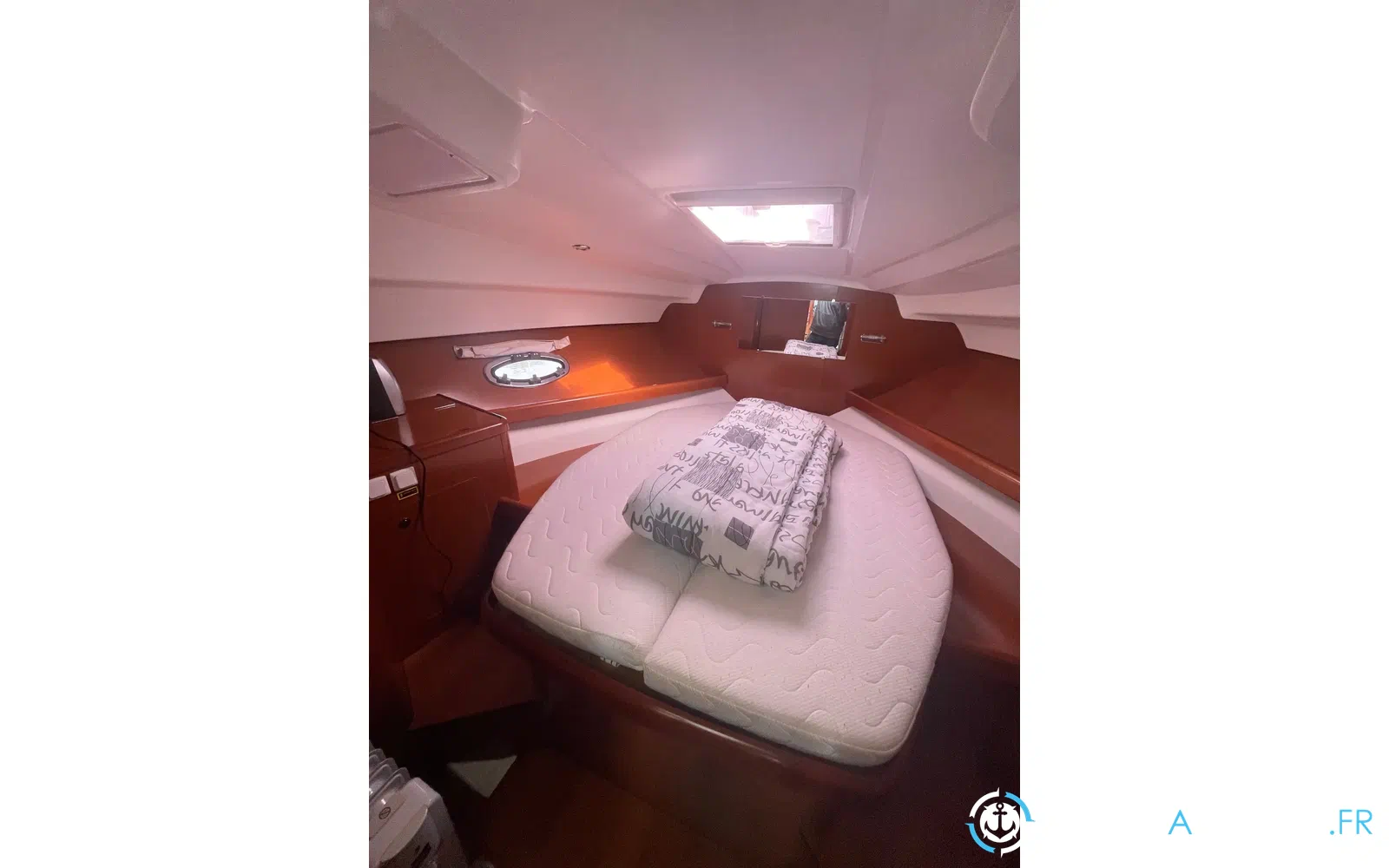 slider 5 Beneteau Antares 30 Fly