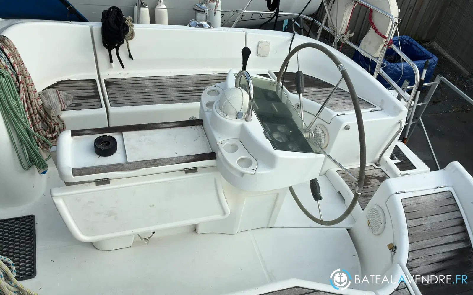 slider 34 Beneteau Oceanis 411