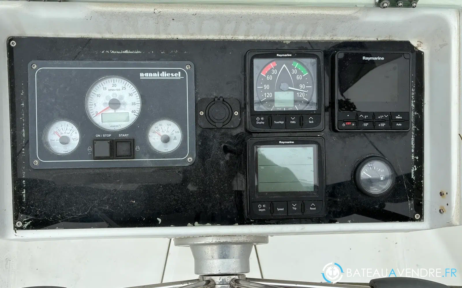 slider 9 Beneteau Oceanis 411