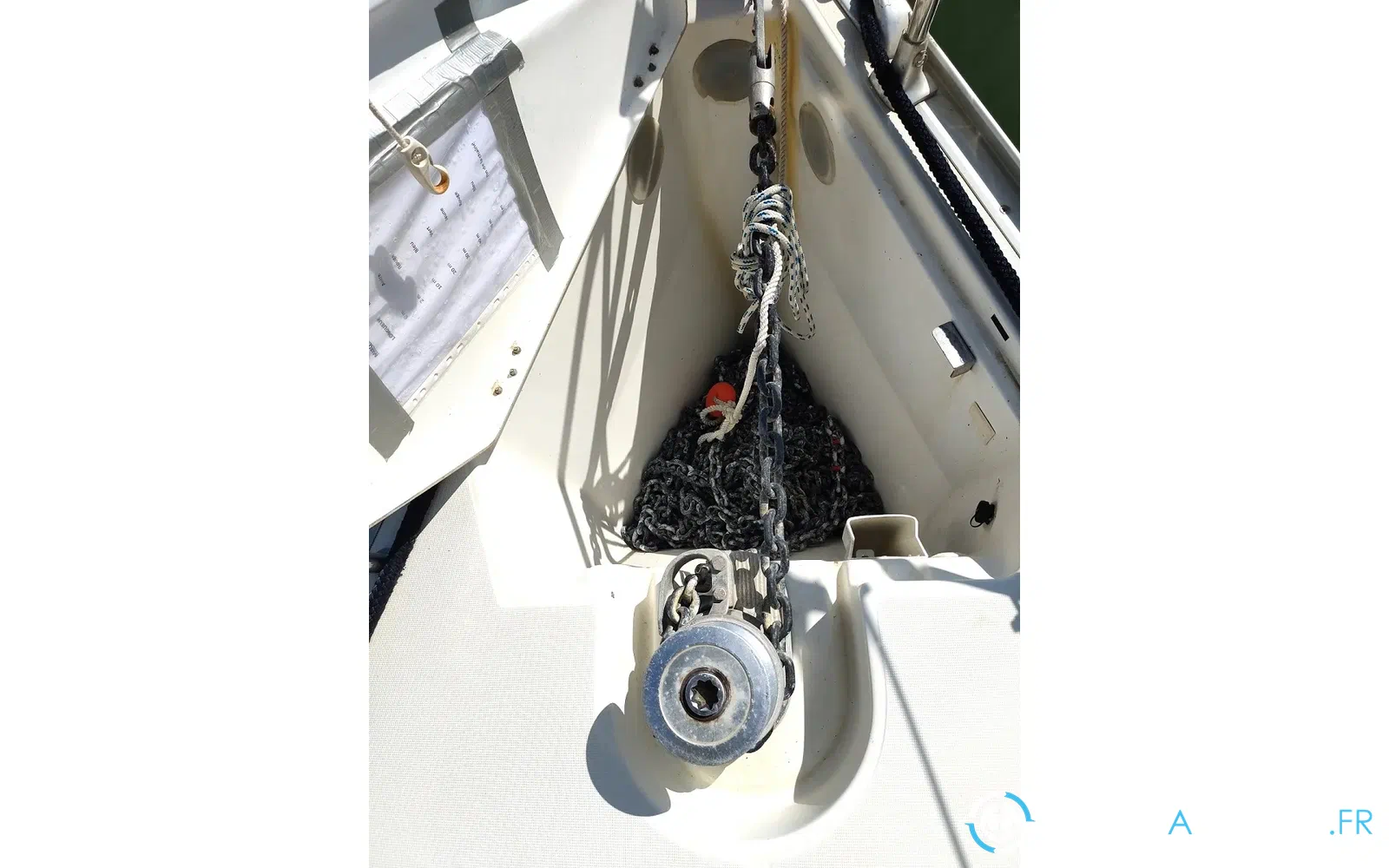 slider 16 Jeanneau Sun Odyssey 37
