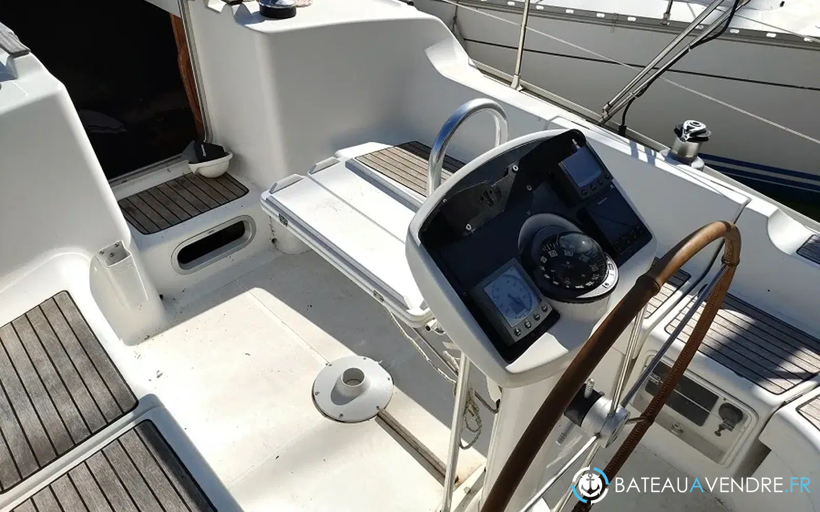 slider 22 Jeanneau Sun Odyssey 37