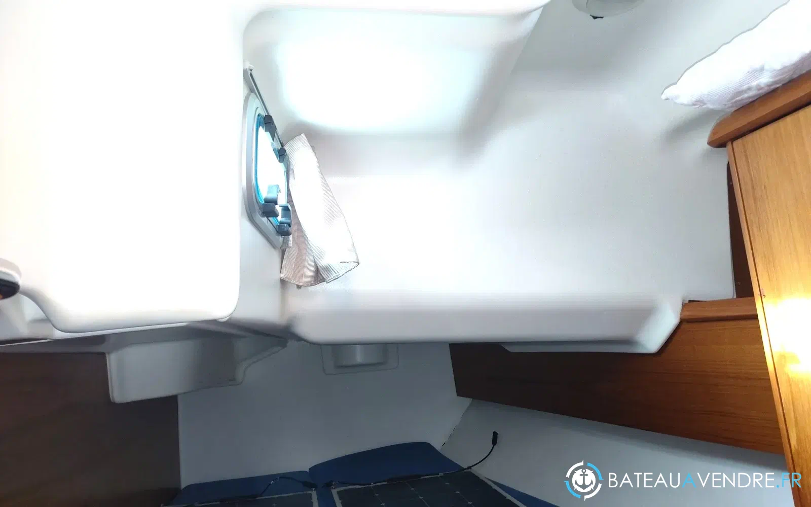 slider 24 Jeanneau Sun Odyssey 37