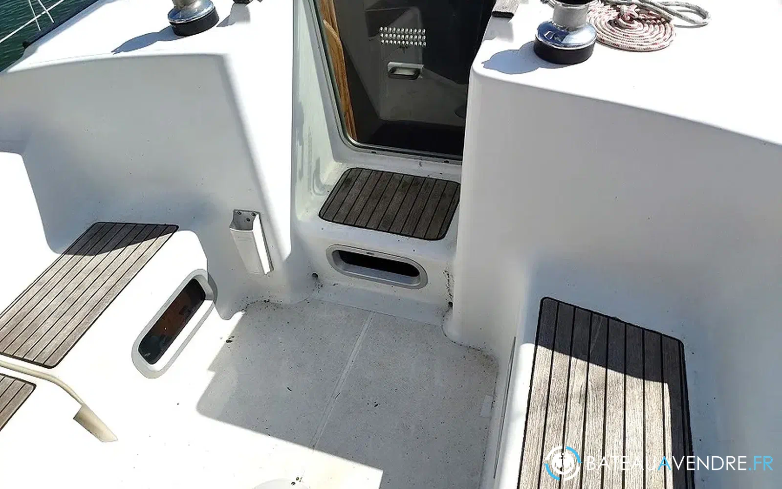 slider 25 Jeanneau Sun Odyssey 37