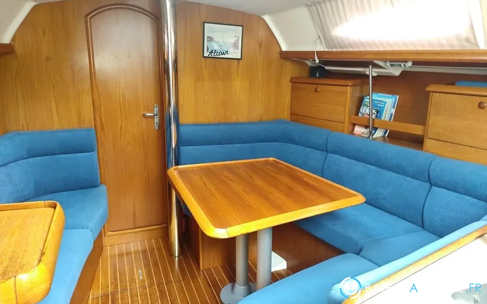 slider 29 Jeanneau Sun Odyssey 37