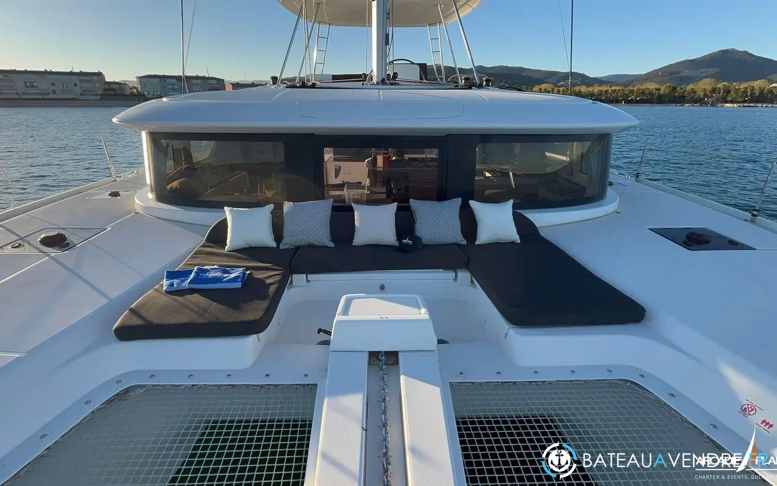 slider 2 Lagoon 46