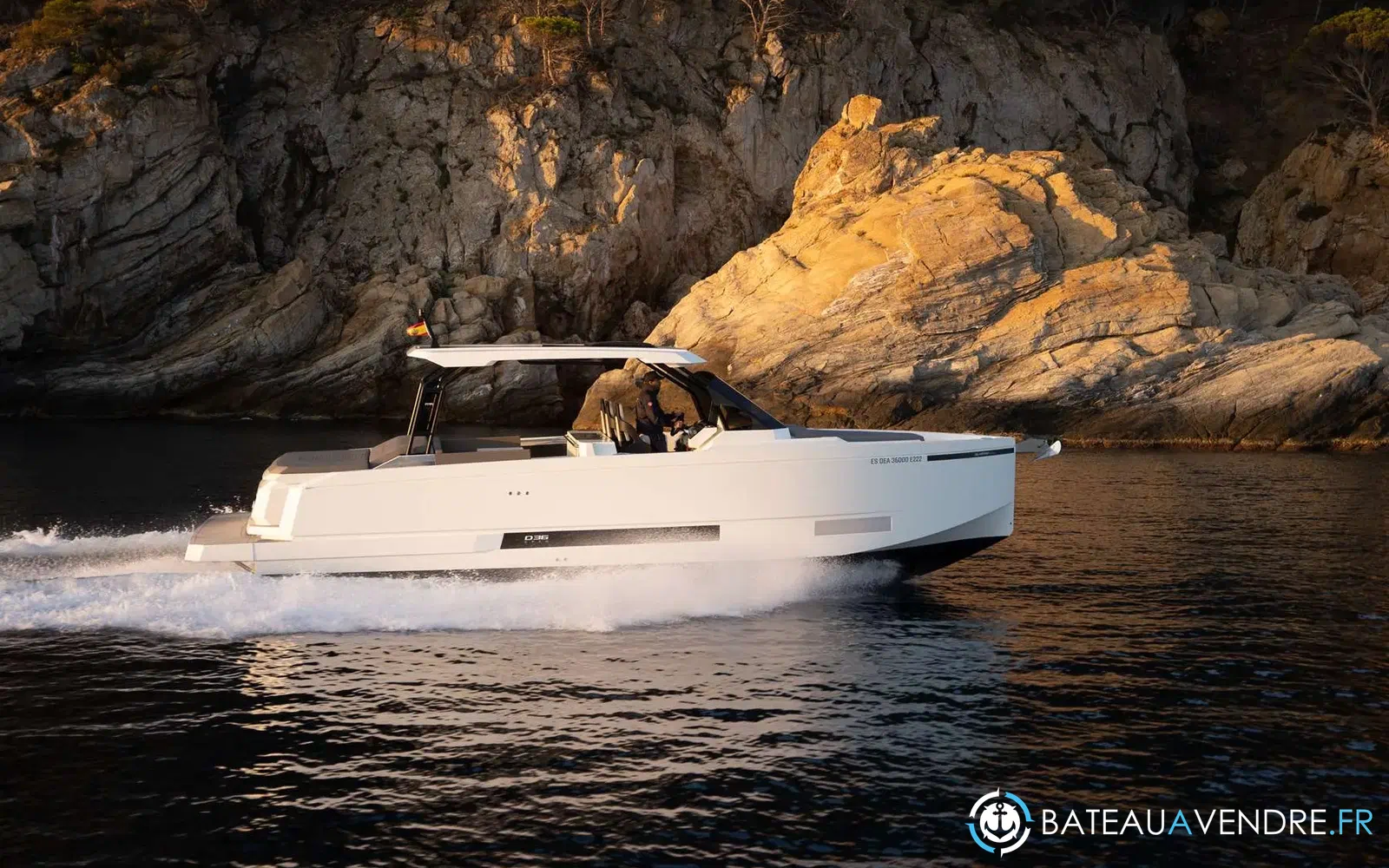 slider 1 De Antonio Yachts D36 Open