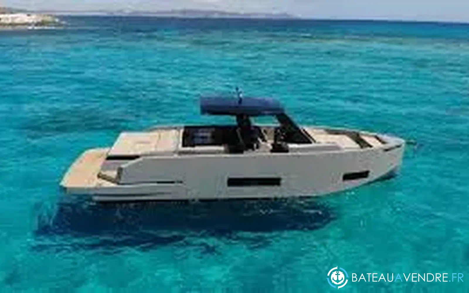 slider 6 De Antonio Yachts D42 Open