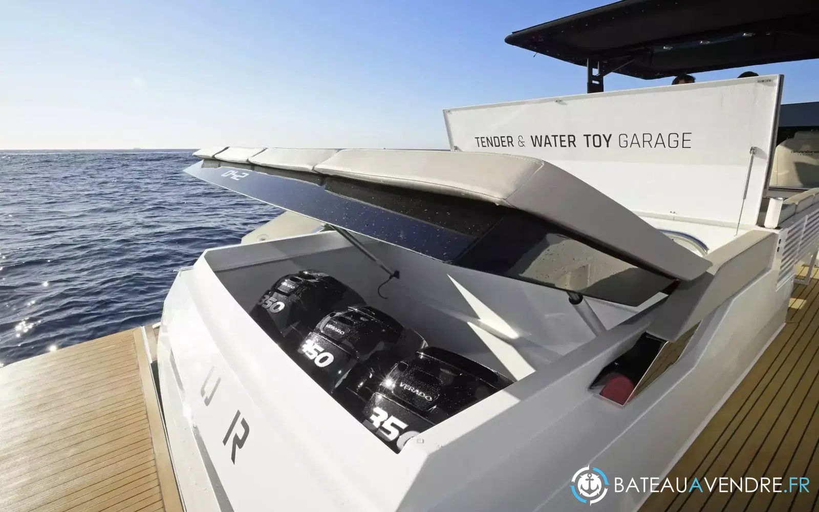 slider 7 De Antonio Yachts D42 Open