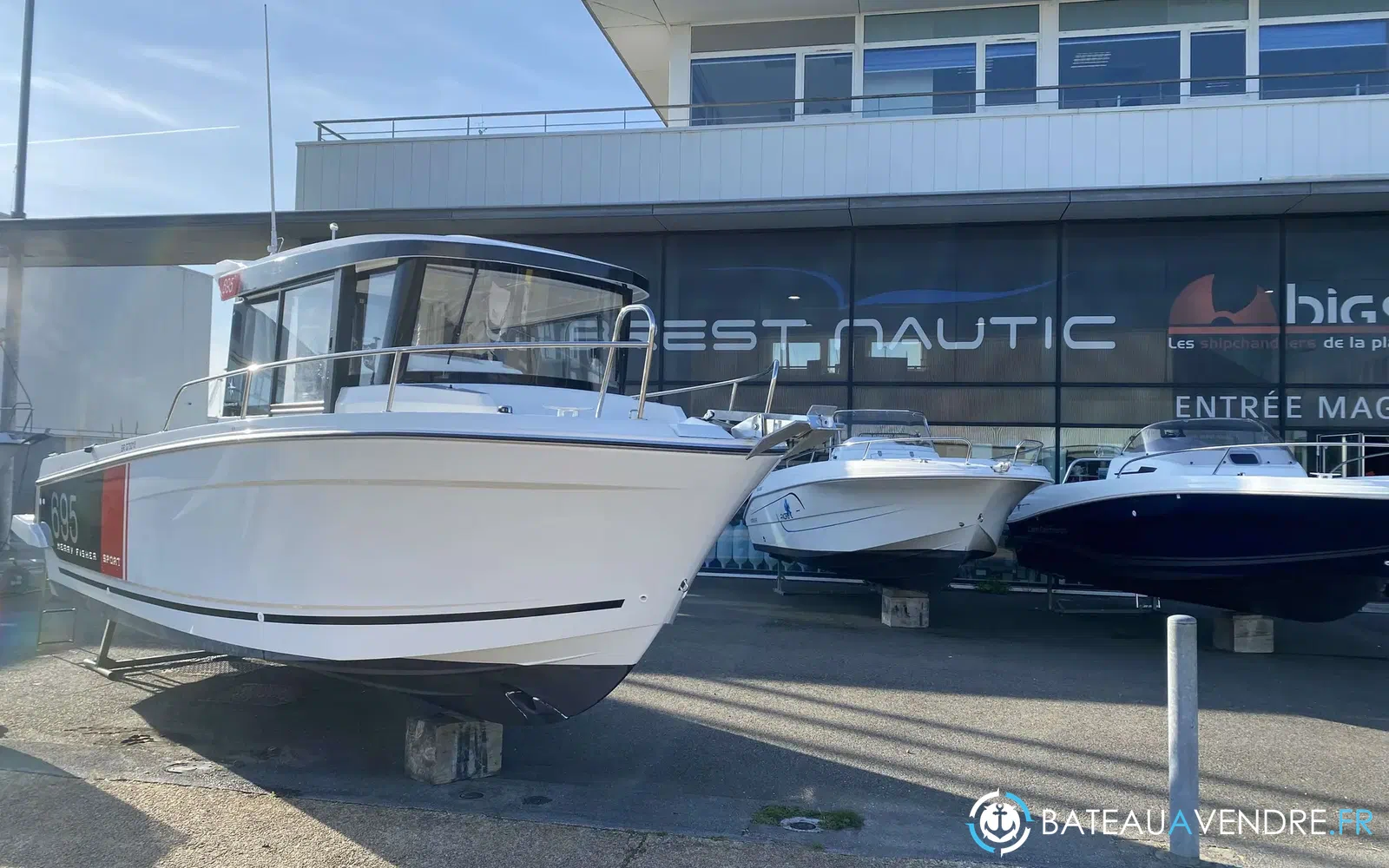 slider 1 Jeanneau Merry Fisher 695 Sport Serie 2