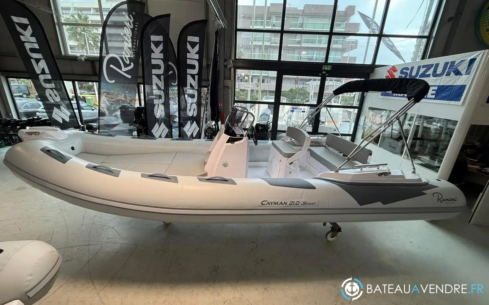 slider 7 Ranieri Cayman 21 S