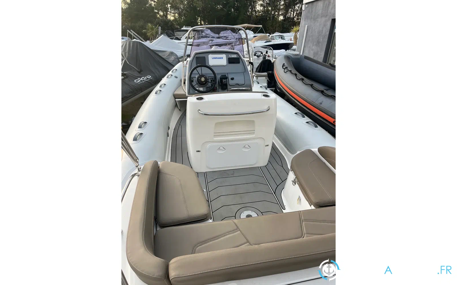 slider 10 Grand Golden Line G650