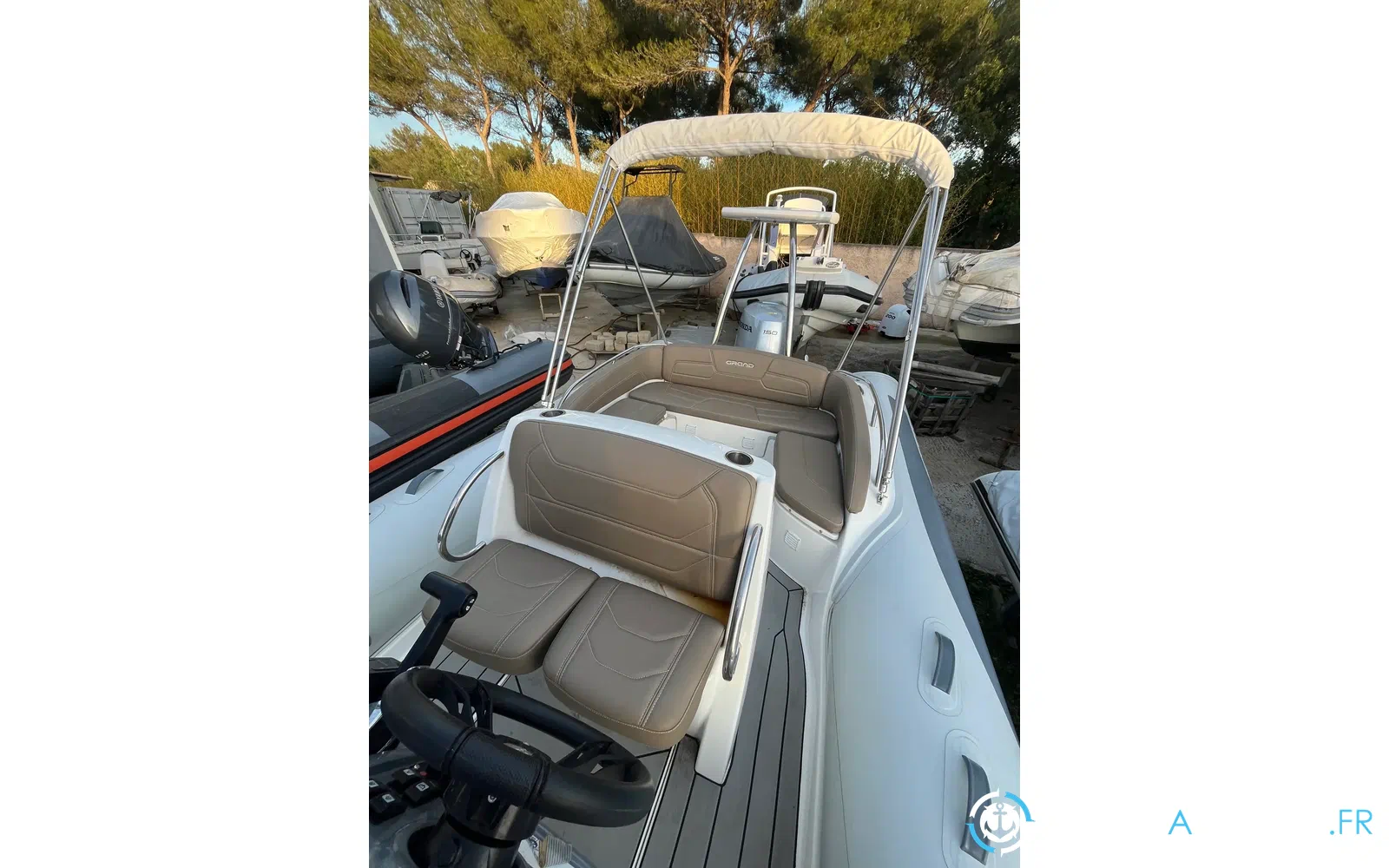 slider 2 Grand Golden Line G650