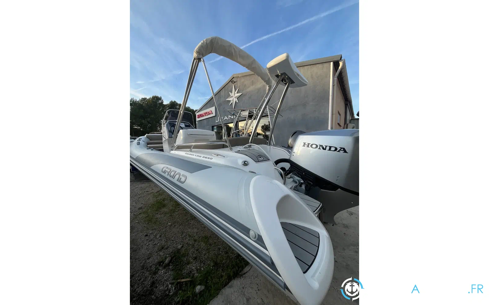 slider 1 Grand Golden Line G650