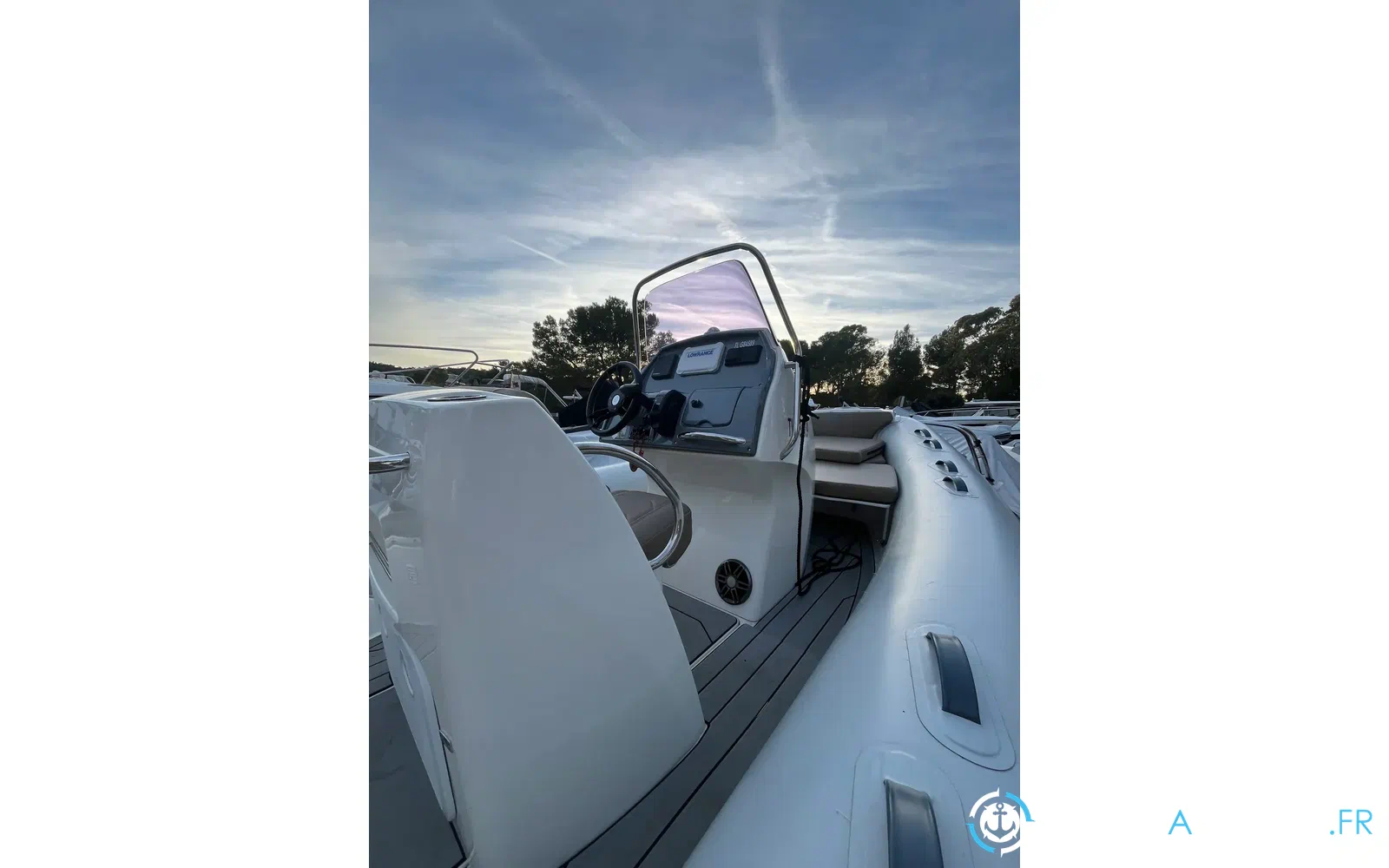 slider 6 Grand Golden Line G650