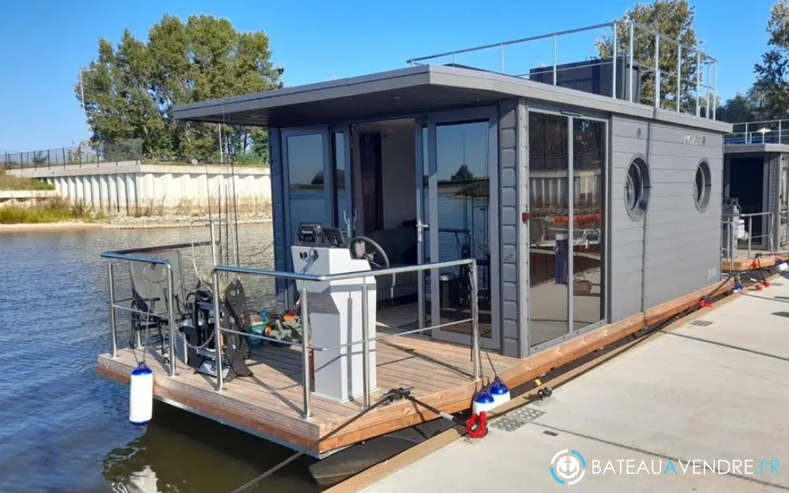 slider 8 La Mare Apartboat M
