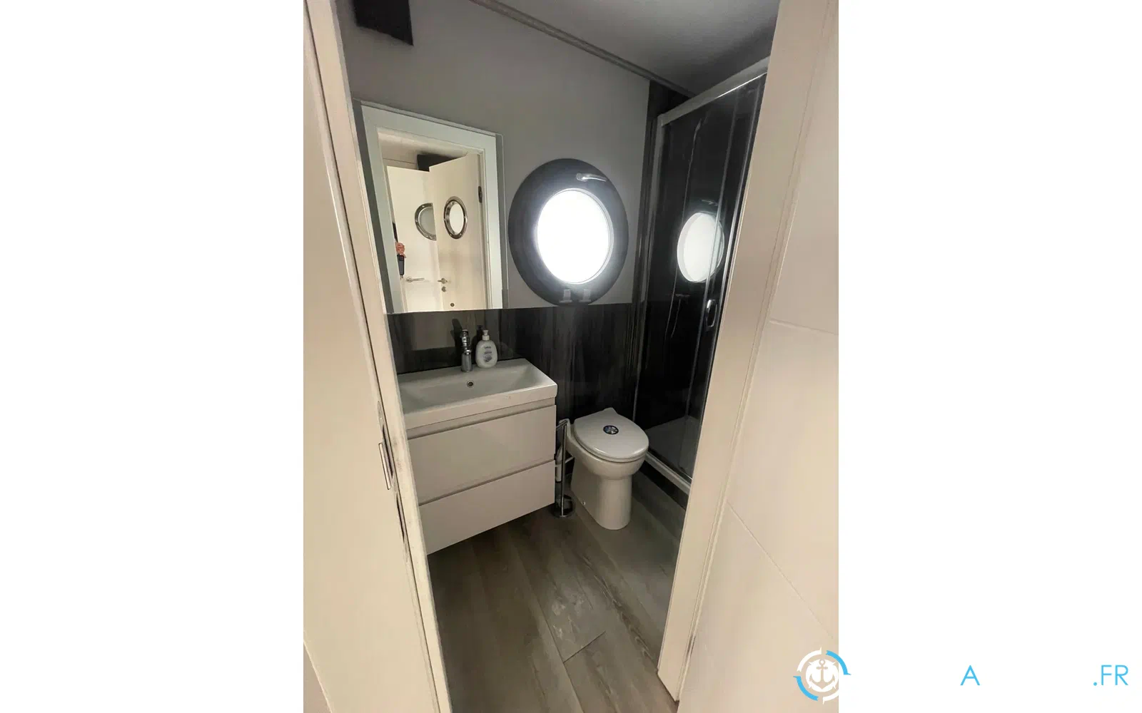 slider 12 La Mare Apartboat M