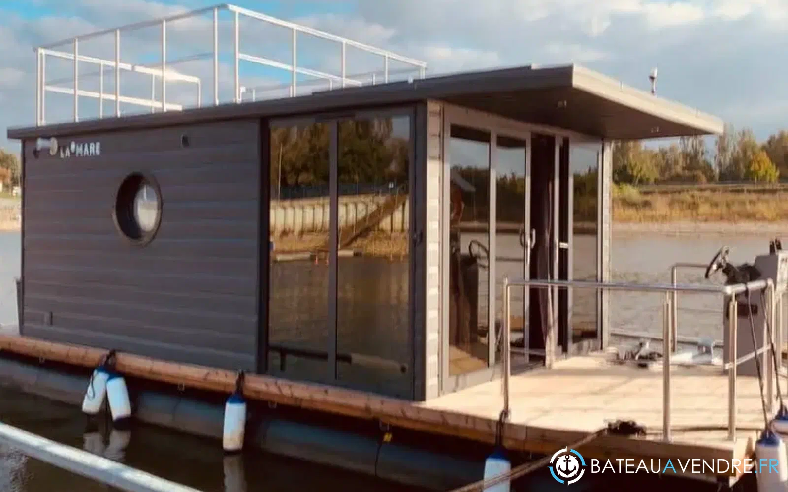 slider 13 La Mare Apartboat M