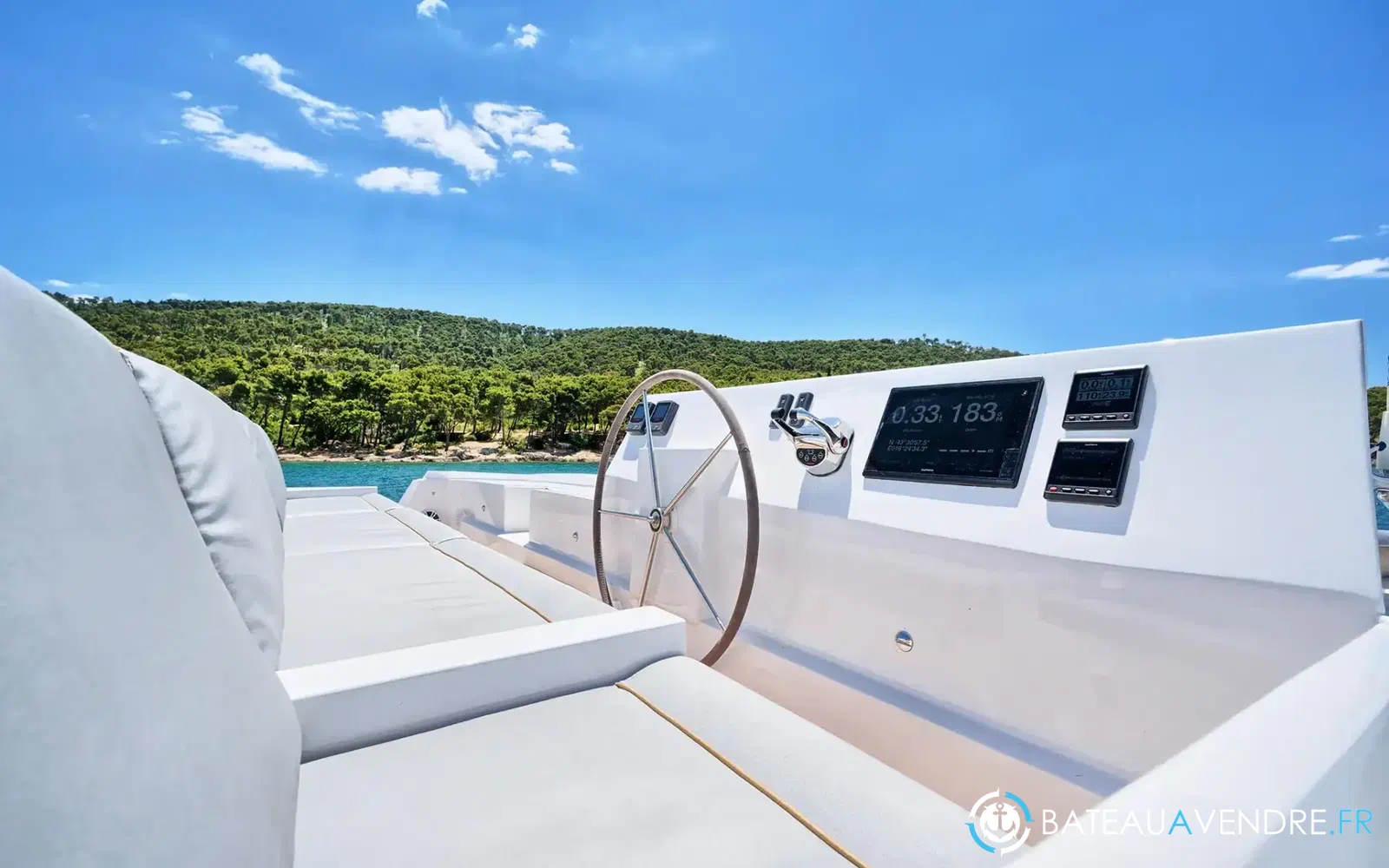 slider 43 Catamaran Luna 49 gold