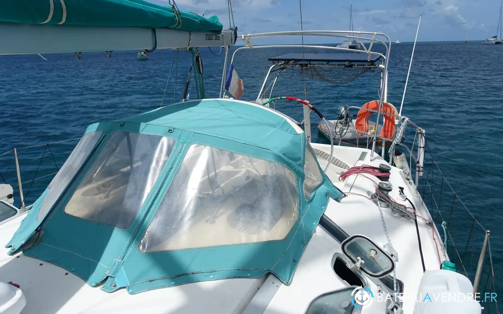 slider 9 Beneteau First 38 s5