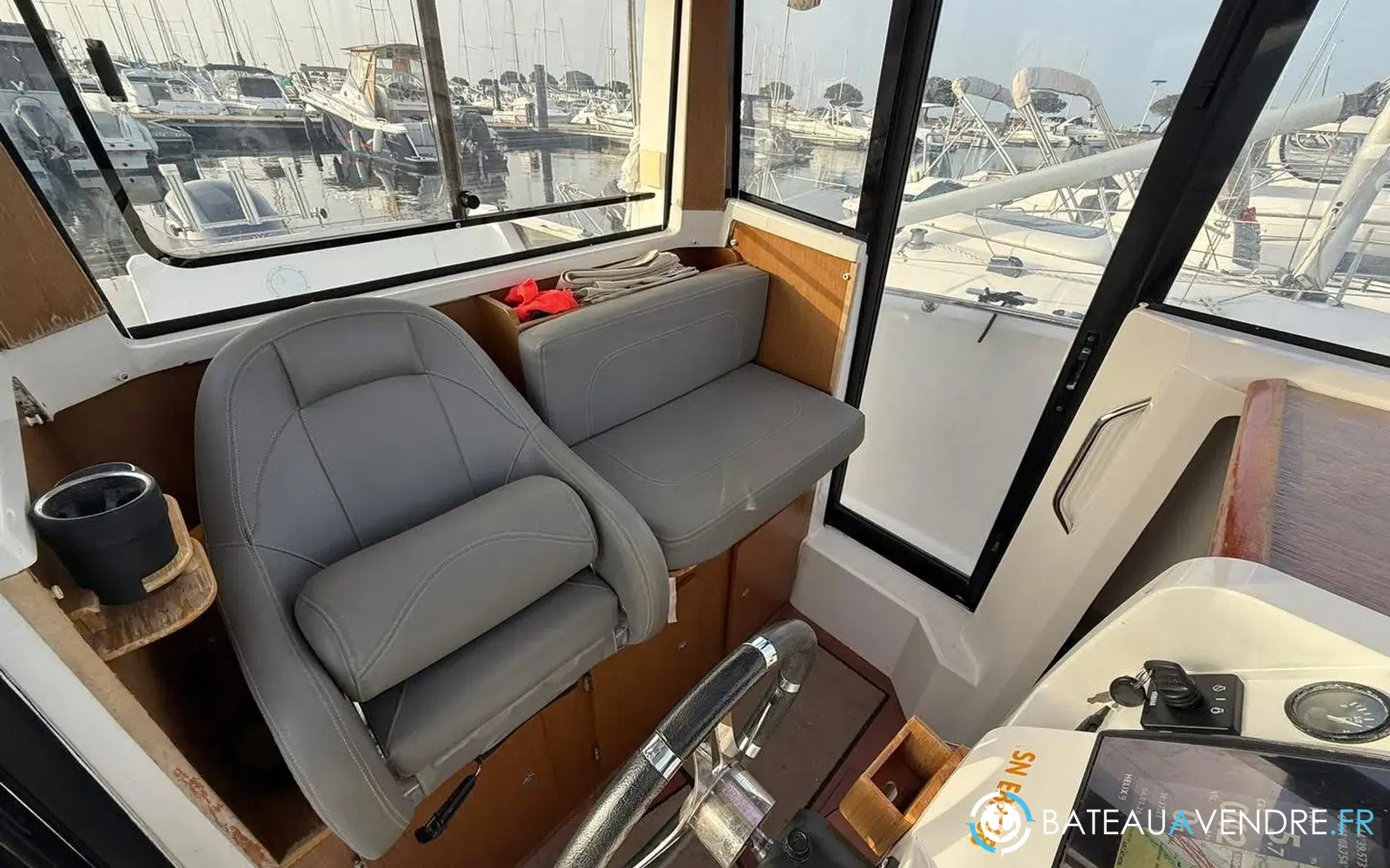 slider 16 Beneteau Barracuda 7