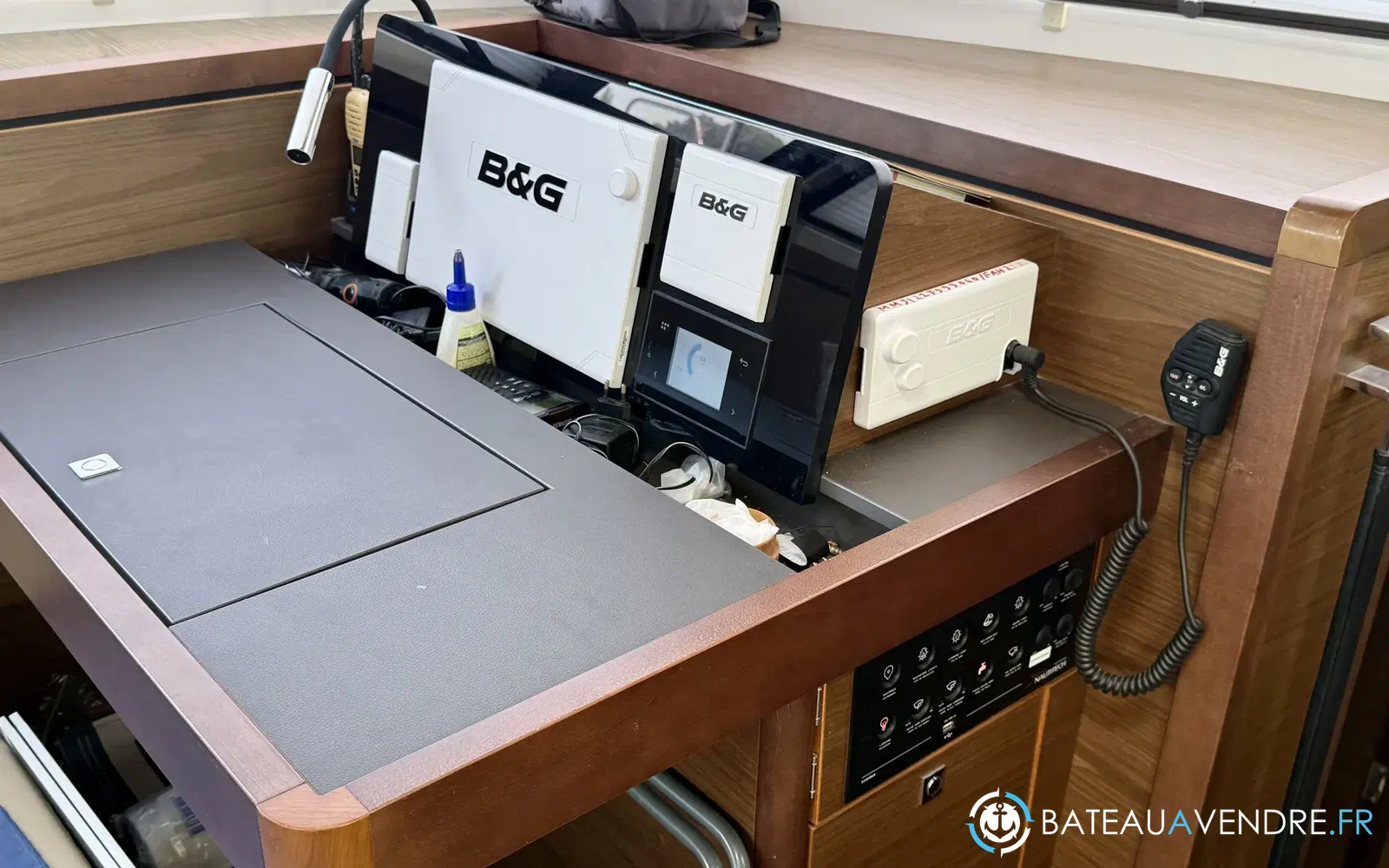slider 17 Nautitech 46