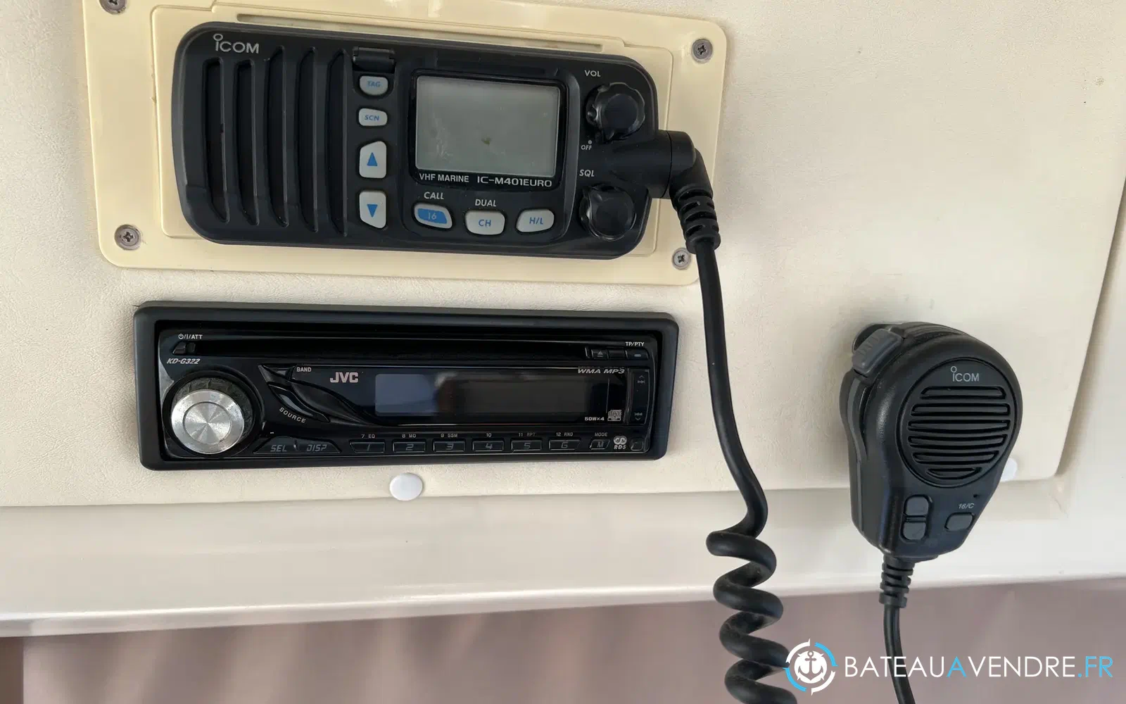 slider 15 Beneteau Antares Serie 9