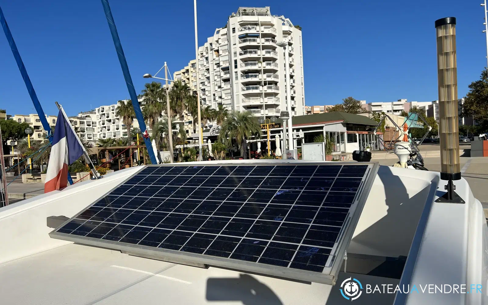 slider 22 Beneteau Antares Serie 9