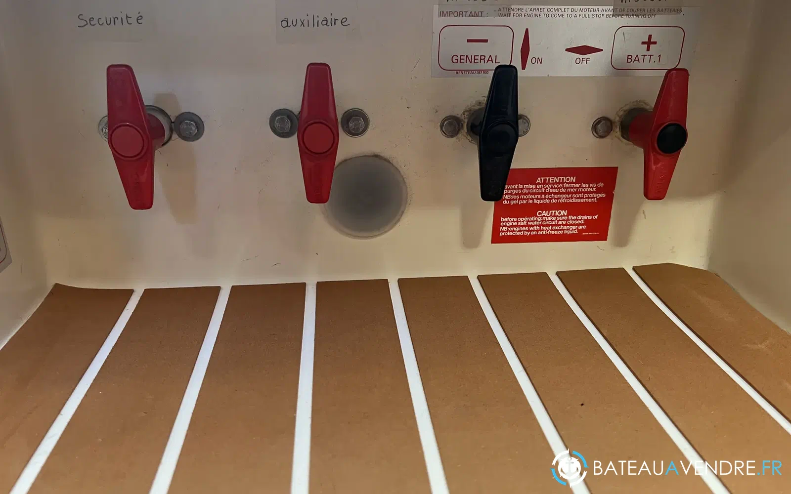 slider 37 Beneteau Antares Serie 9