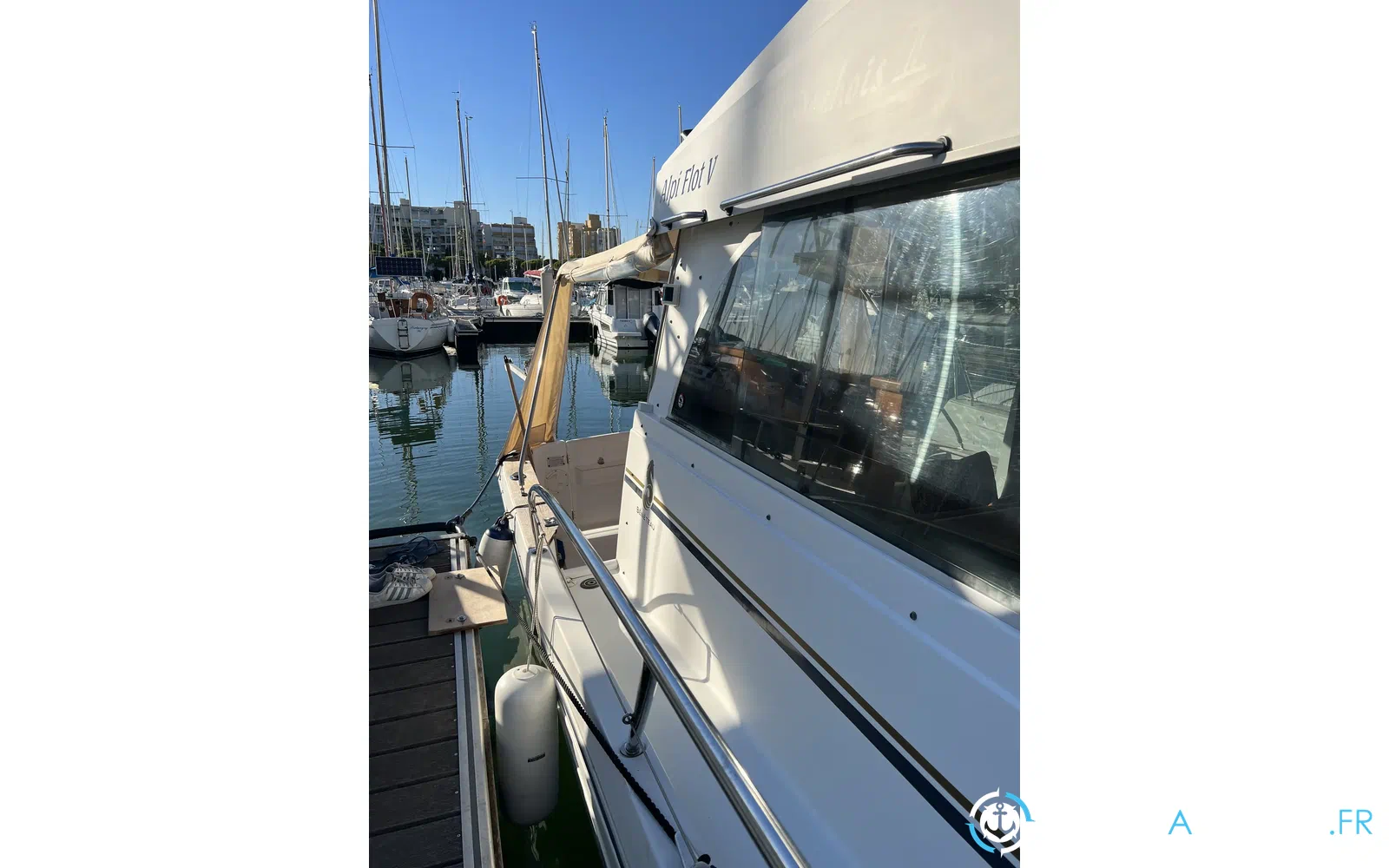 slider 5 Beneteau Antares Serie 9