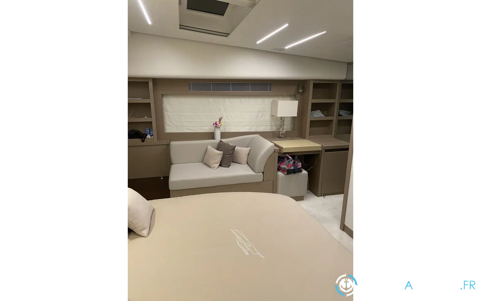 slider 25 Prestige Yachts 680 Fly