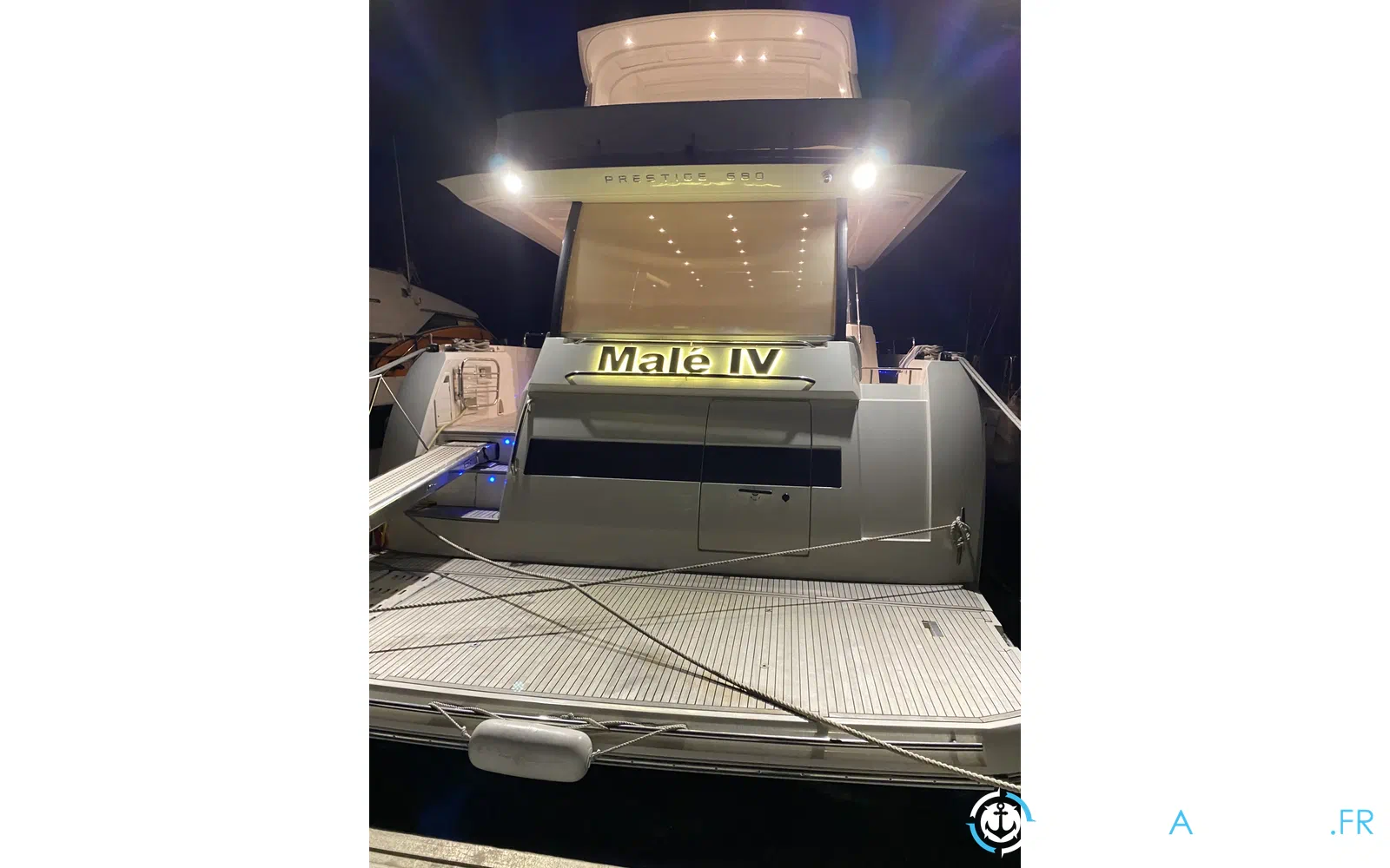slider 2 Prestige Yachts 680 Fly